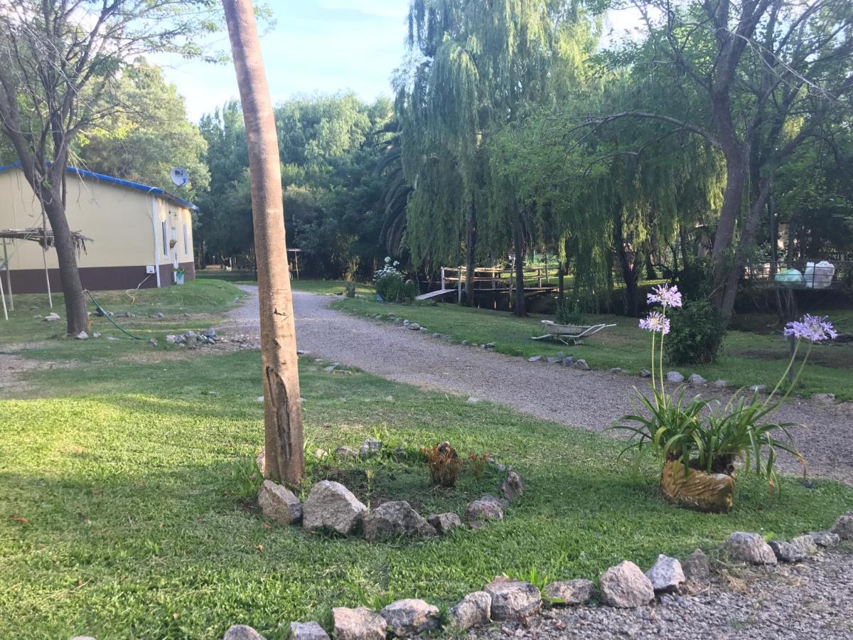Chacra La Escondida Villa โกโลเนีย เดล ซากราเมนโต ภายนอก รูปภาพ
